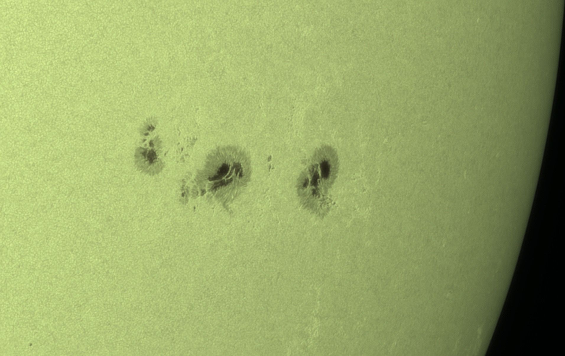 Sonnenfleckengruppe am 21.07.2016